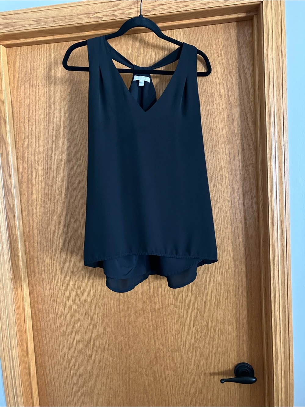 Banana Republic Black Sleeveless V-Neck Layered Back-Strap Camisole